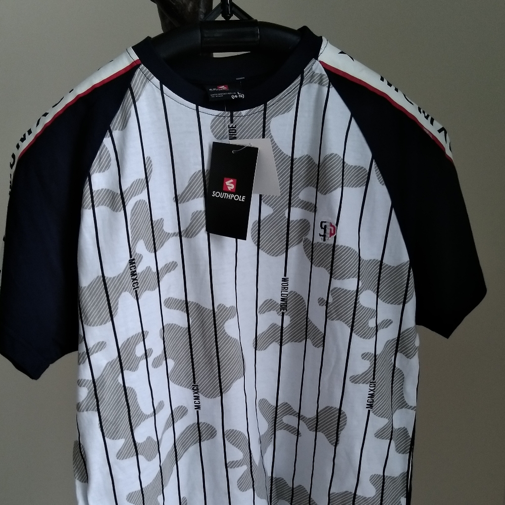 South Pole tee NWOT